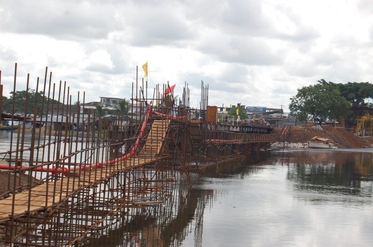 A scene from the 240-meters Vai Town Bridge being constructed in Monrovia by the Chinese Company. It is expected to be complected and handed over in November 2011